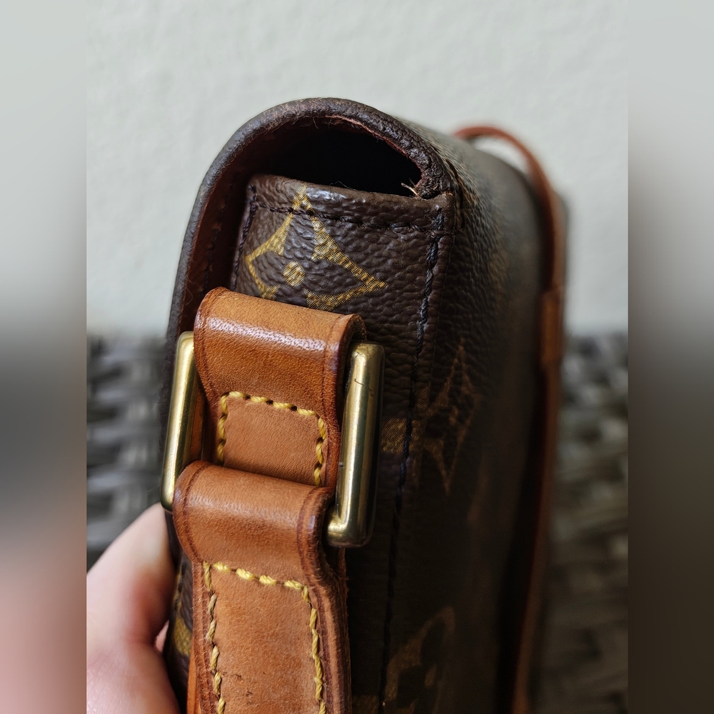 Louis Vuitton Monogram Brown & Tan Crossbody Saddle Bag - Picture 16 of 16
